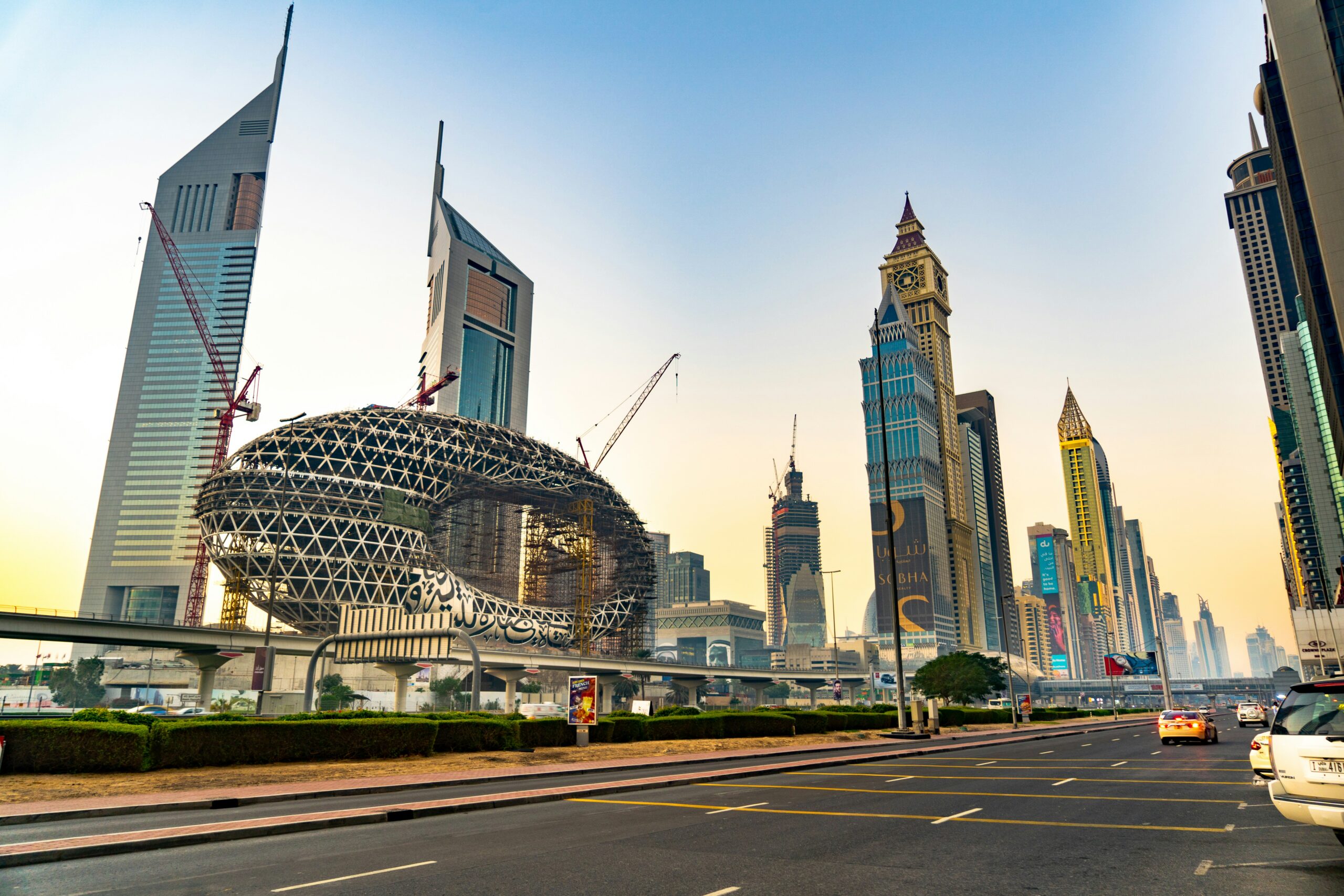 An Expat’s Guide to Private Markets: Turning a Gulf Salary into Lasting Wealth Featured Image